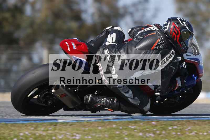 /Archiv-2024/02 29.01.-02.02.2024 Moto Center Thun Jerez/Gruppe rot-red/backside